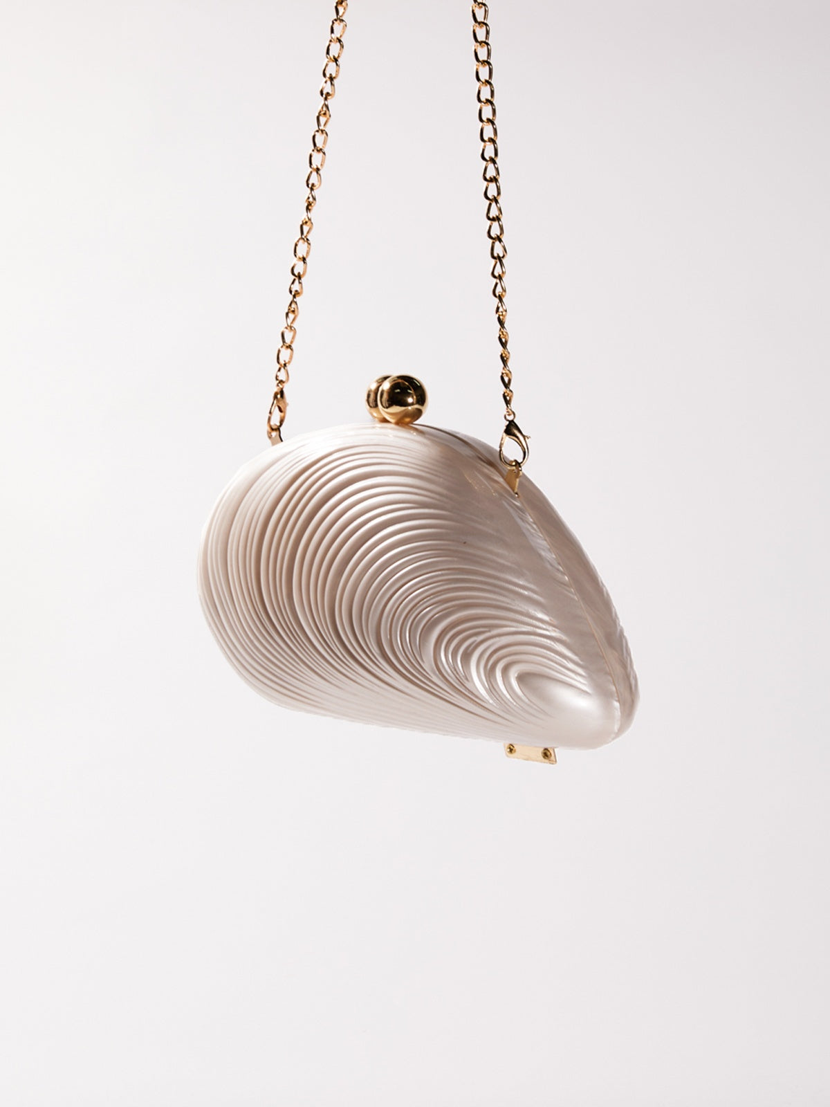 Mahin Seashell Clutch Convertible