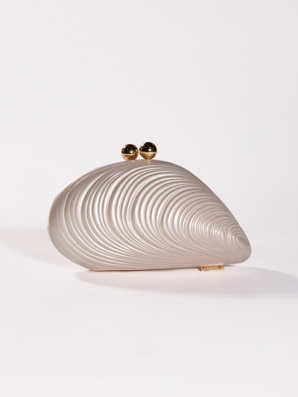 Mahin Seashell Clutch Convertible