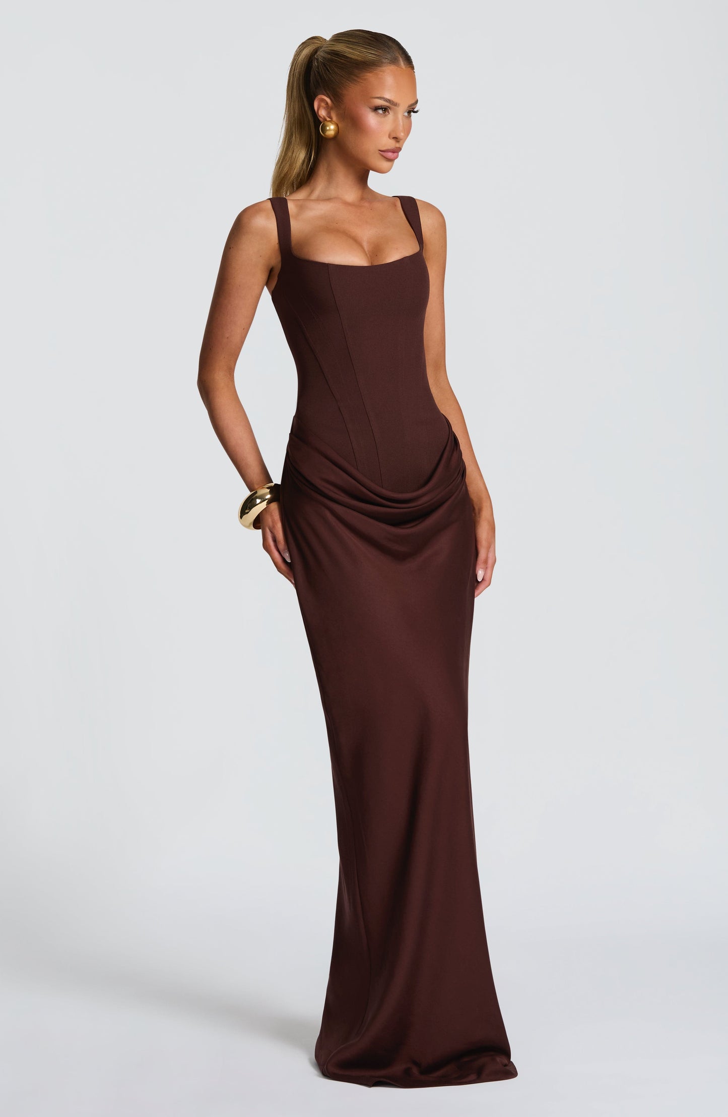 Vestido Comprido Cornelia - Castanho Ameixa