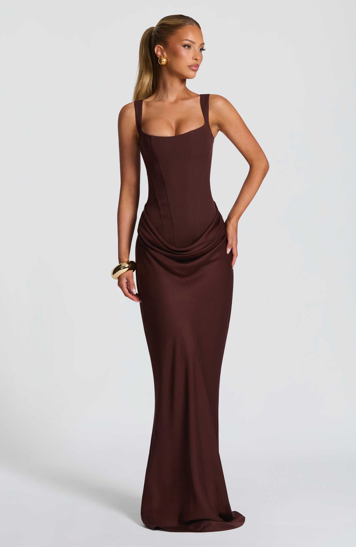 Vestido Comprido Cornelia - Castanho Ameixa