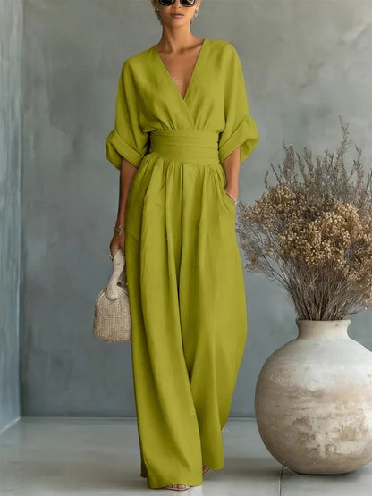 Combinação elegante com decote em V e cintura subida